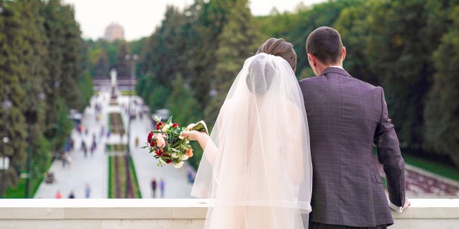 Московские пары смогут пожениться в историческом павильоне «Космос» на ВДНХ